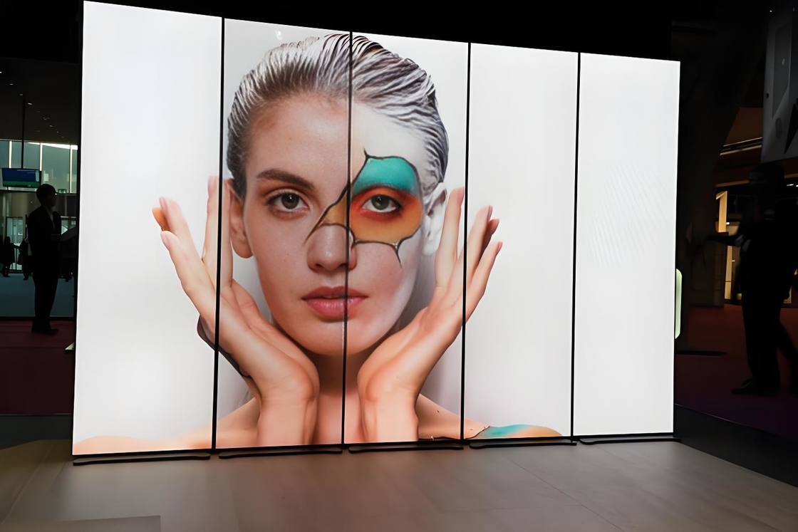 YUYI Digital Indoor LED Display Poster Wifi P3 Floor Standing LED Display