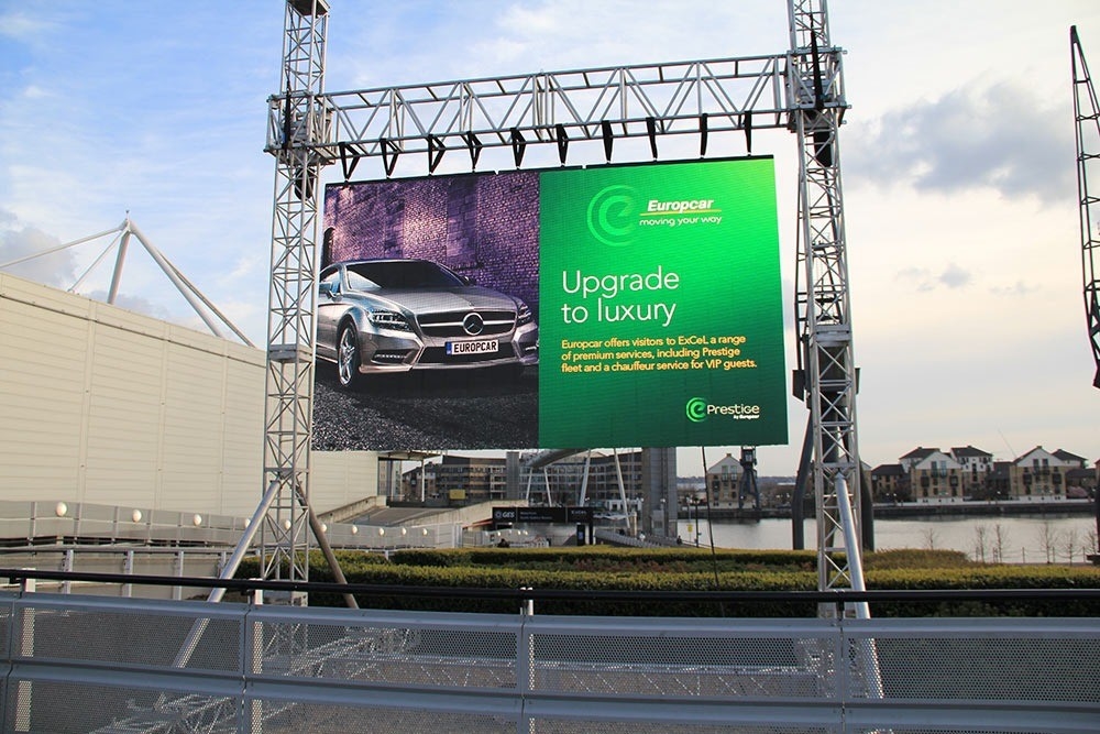 Customizable Cabinet Size Full Color P2.6 P2.97 P4.81 LED Panel Display for Outdoor Events