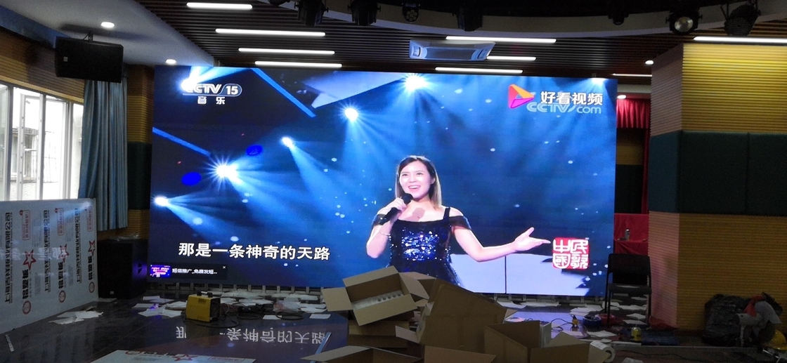 CE ROHS FCC Certified P3.91 P4.81 LED Display Screen for Indoor Advertising Rental Programable LED Video Wall