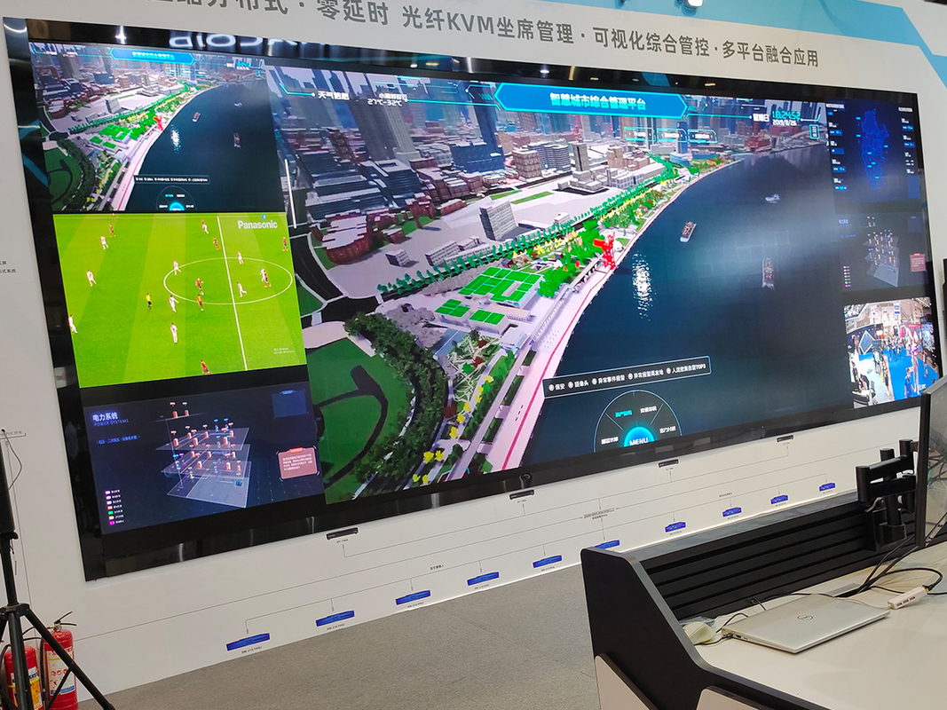 Ultra Thin P2 Indoor LED Display Screen , Conference Room Background Video Wall