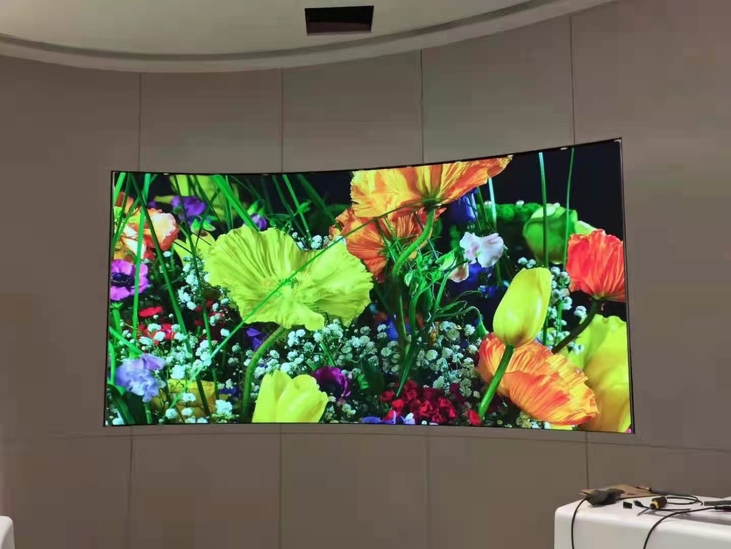 Indoor Flexible LED Display Screen High Brightness P2 LED Video Wall