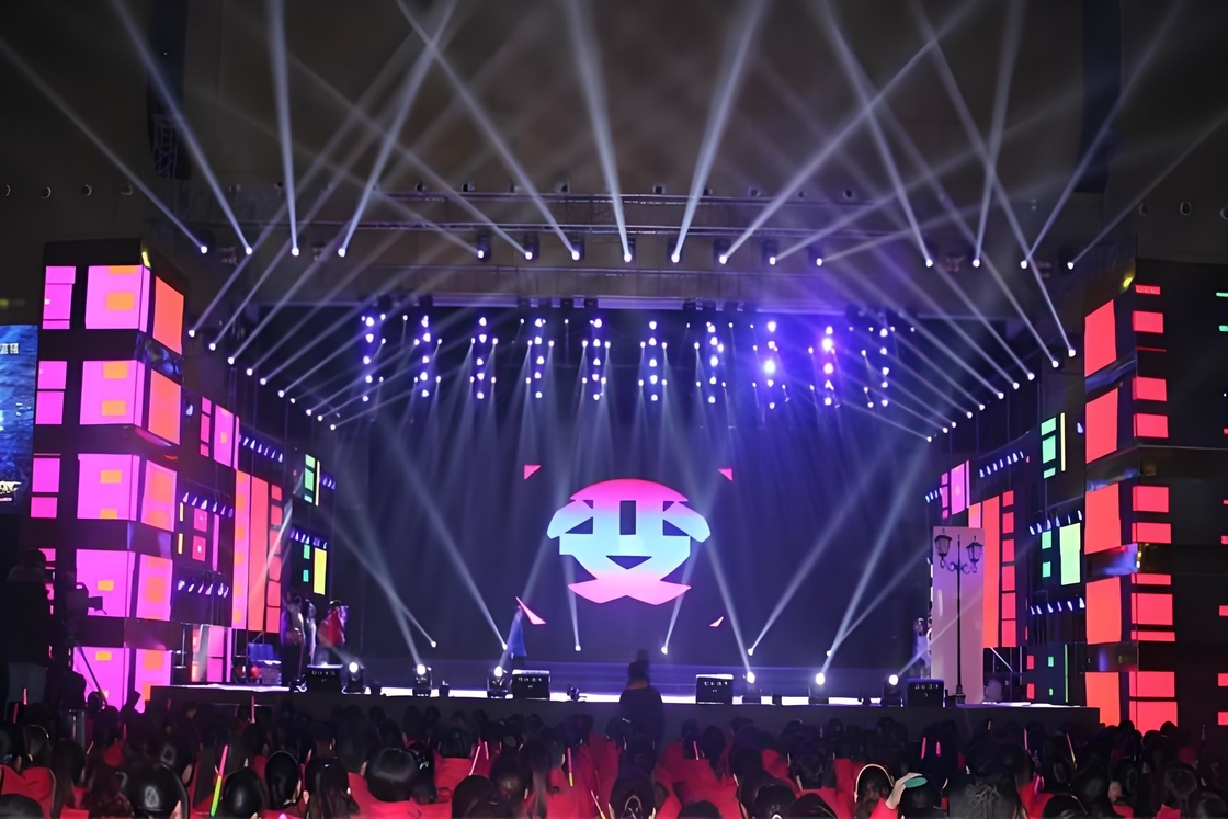 Education P2.6 P2.9 P3.91 P4.81 Led Screen Digital Display Led Rental Screen with High Definition and Superior from YUYI
