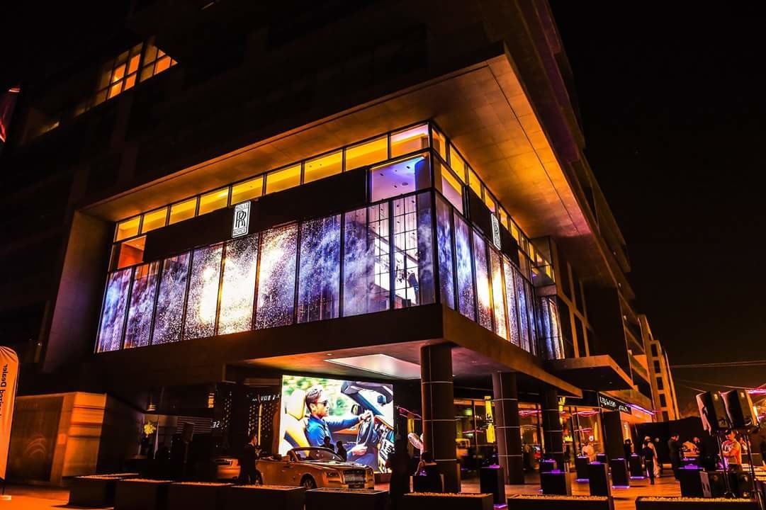 500mm*125mm Indoor Transparent LED Screen P3.91 High Brightness Advertising LED Display Panel