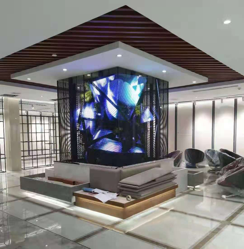 SMD1921 LED Transparent Display Screen P3.91 High Definition Viewing